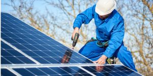 Installation Maintenance Panneaux Solaires Photovoltaïques à Crechy
